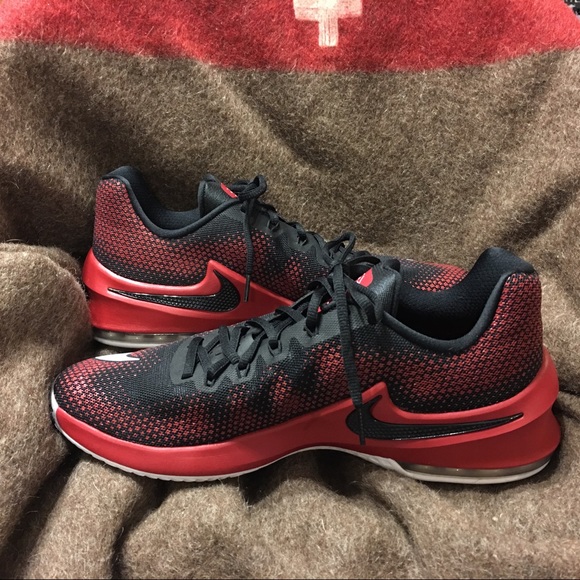 Nike Other - Nike AirMax Infuriate Men’s Basketball Sneaker